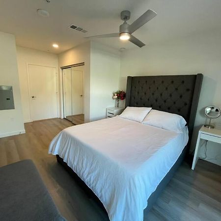 Luxurious Apartment Bardeen New Port Beach 1 Bedroom Irvine Extérieur photo